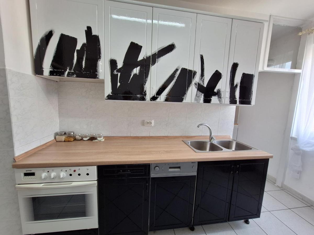 Two Bedroom Apartment Alma Zara Esterno foto