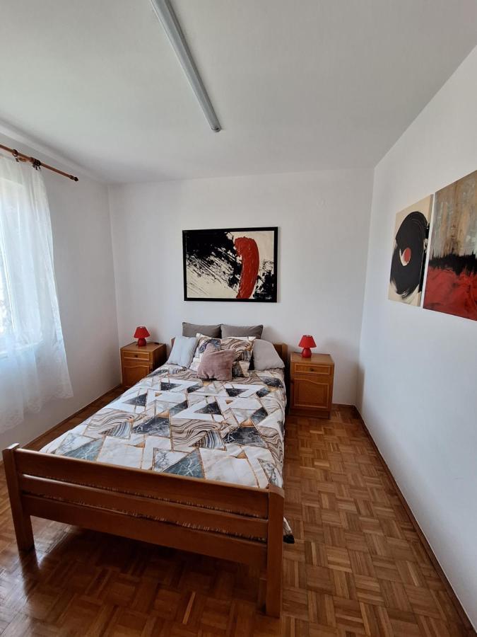 Two Bedroom Apartment Alma Zara Esterno foto